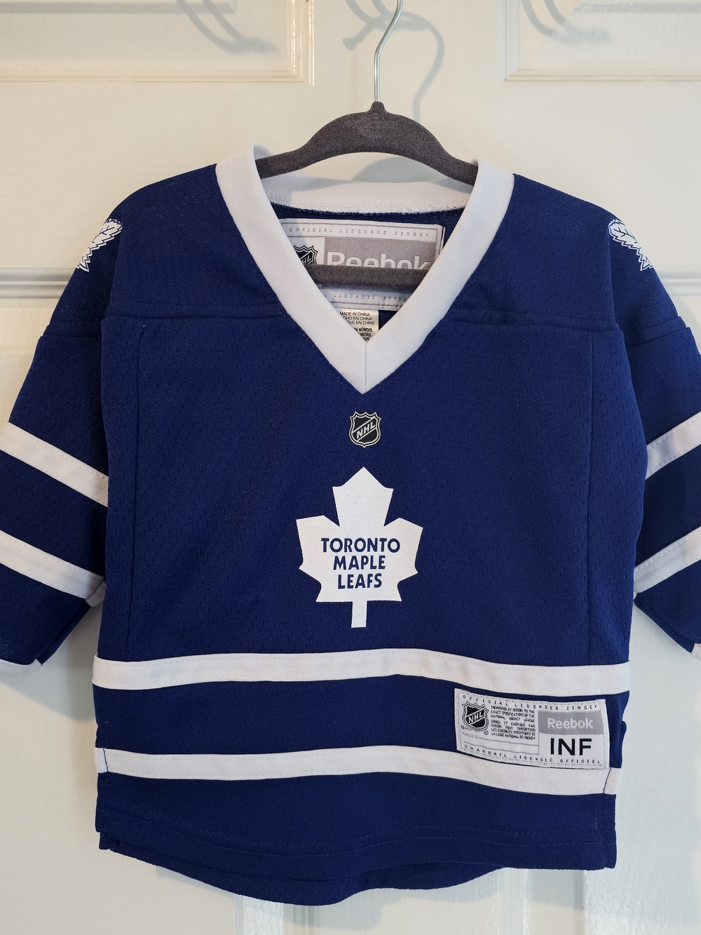 Reebok Toronto Maple Leafs Infant Blue Hockey Jersey Size 12-24 Months